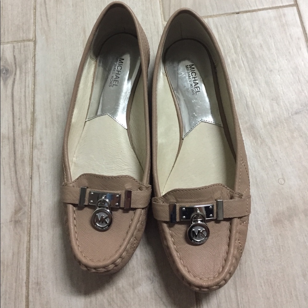 Authentic Michael Kors shoes size 6.5