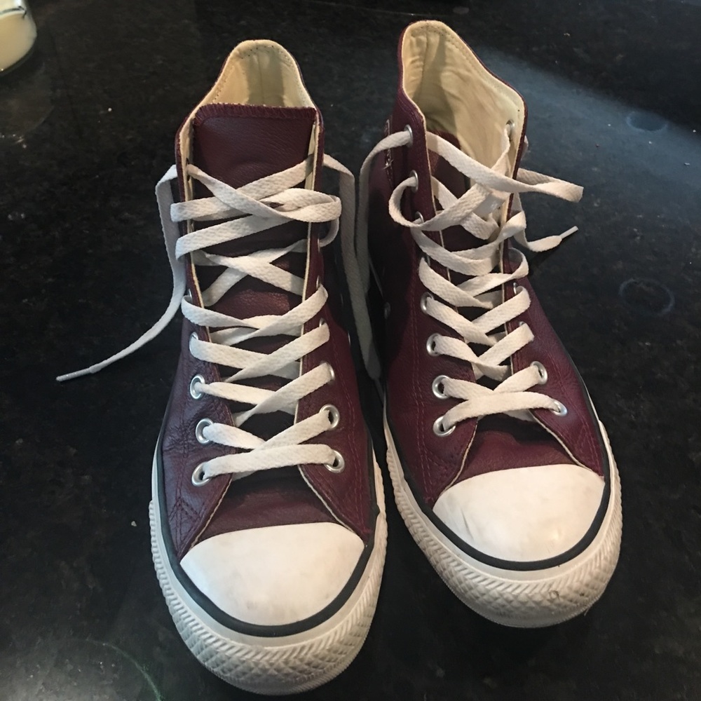 Maroon Leather Hightop converse