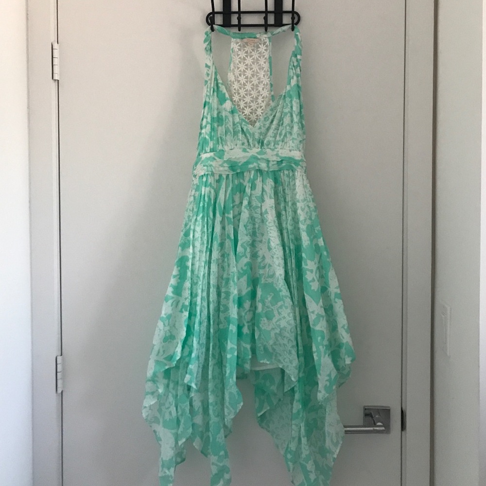 Guess dress. Crocheted back. Worn once.