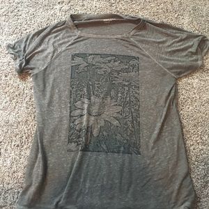 American Eagle Graphic Tee