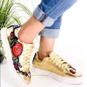 🌹Rosey casual sneakers🌹