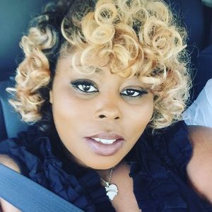 Meet your Posher, Vonda