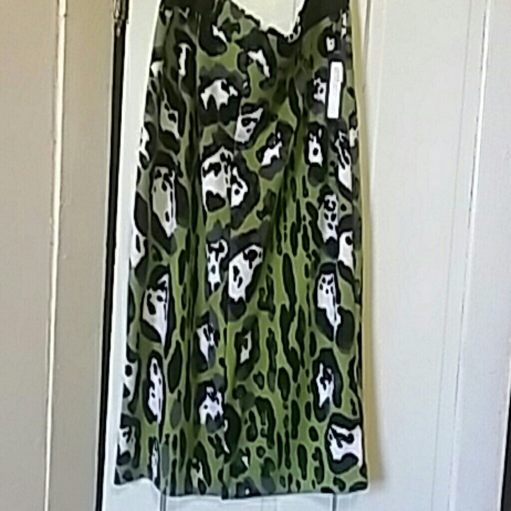 WORTHINGTON  SKIRT!