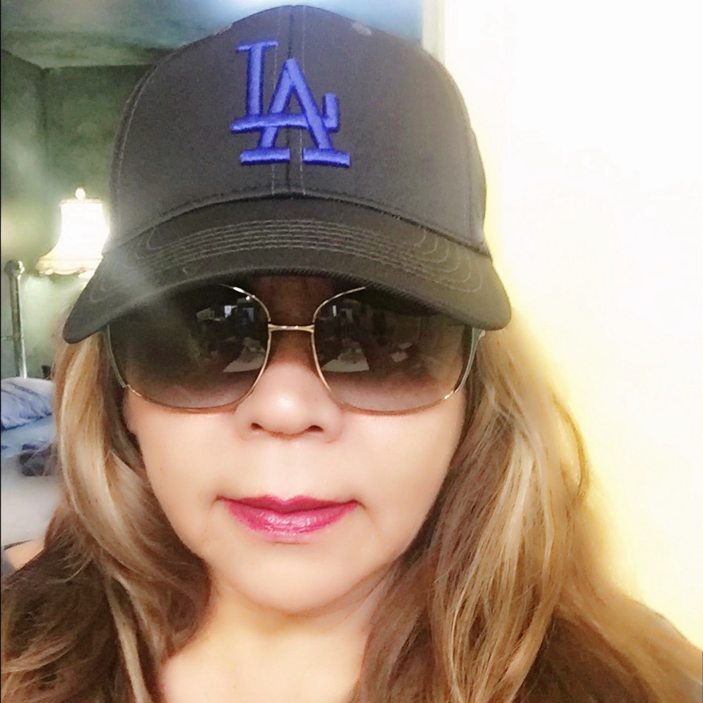 Meet your Posher, Francisca