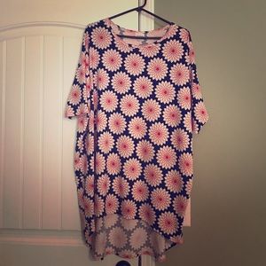 Beautiful EUC XL LuLaRoe Irma