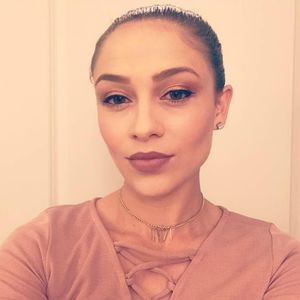 Meet your Posher, Madeline