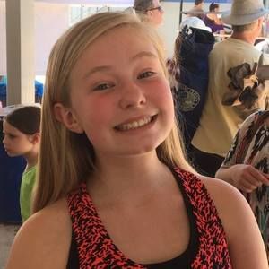 Meet your Posher, Hayley