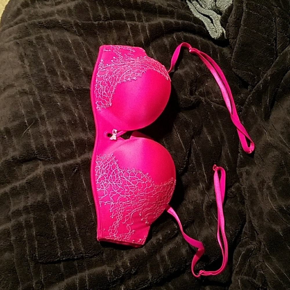 Strapless bombshell Victoria's secret bra