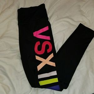 **MOVING SALE** VS Sport high rise logo leggings.