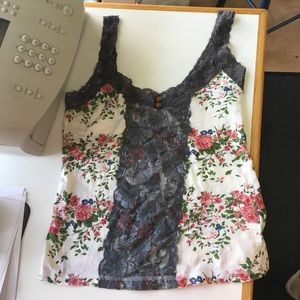 Floral and lace tank top!