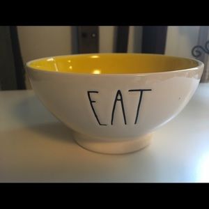 Brand new never used Rae Dunn bowl