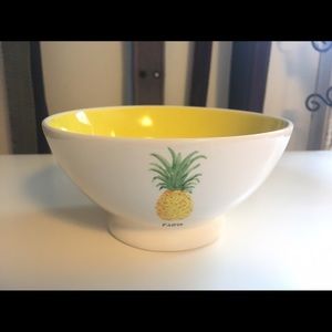Brand new never used Rae Dunn bowl