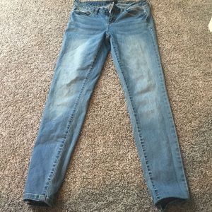 Aeropostale Light wash Jeggings