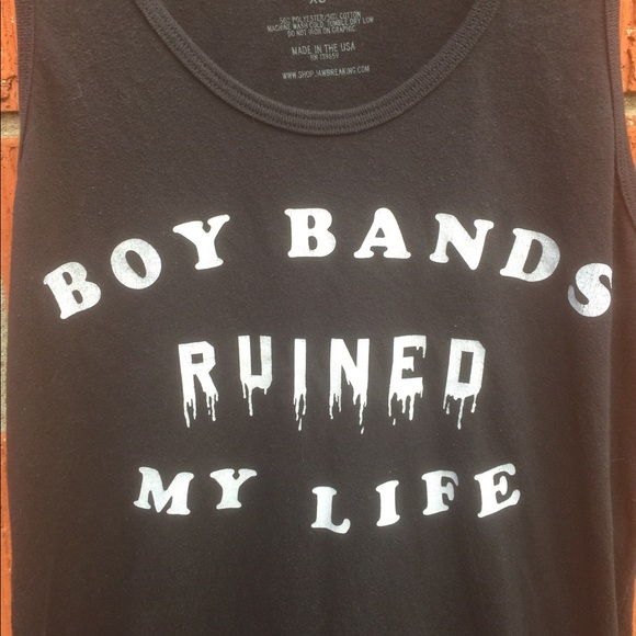 💜Jaw breaking Boy bands ruined my life black tank - Picture 2 of 4