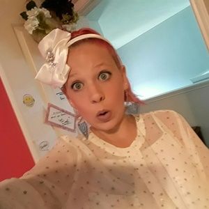 Meet your Posher, Grace