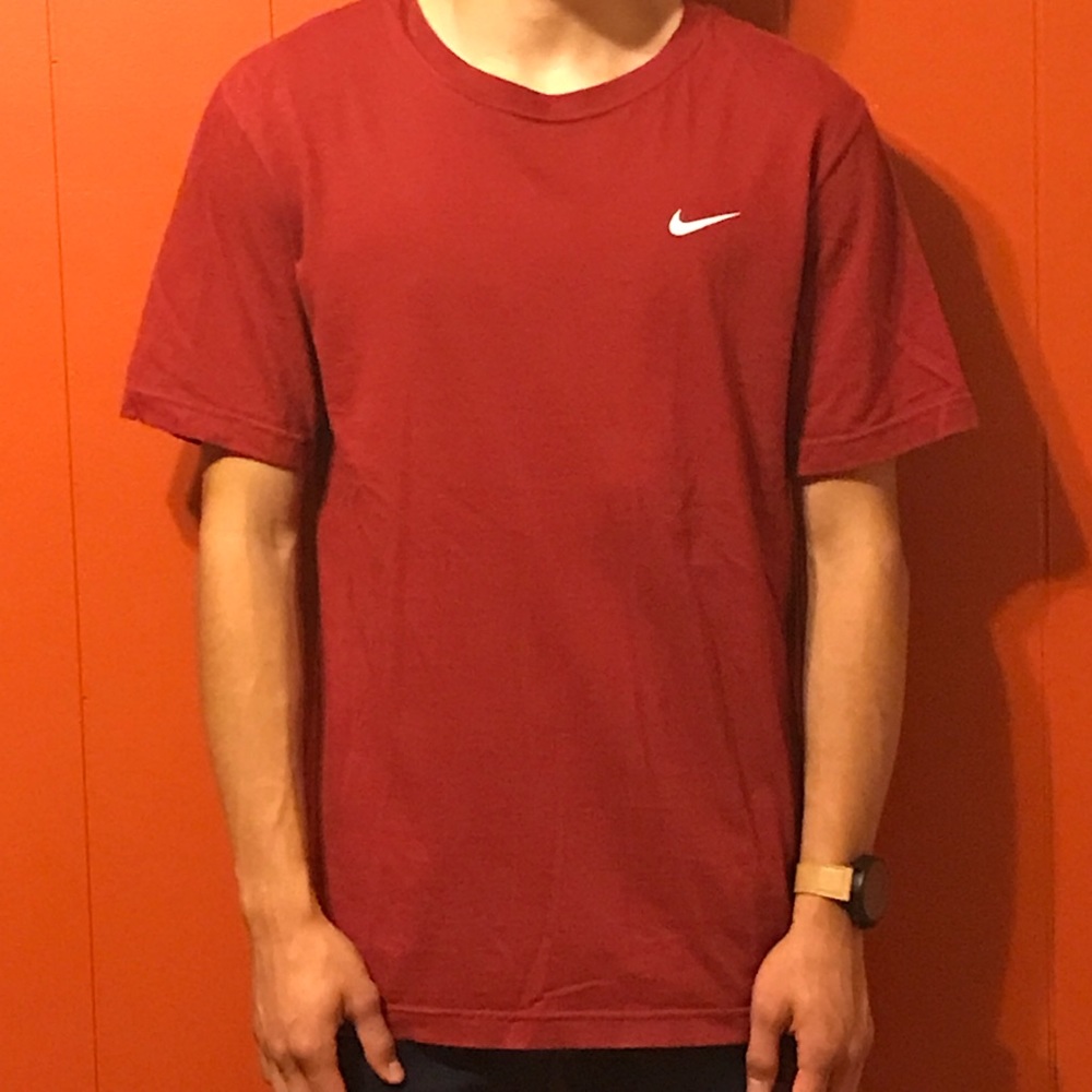 NIKE Burgundy Casual/Sportswear T-Shirt