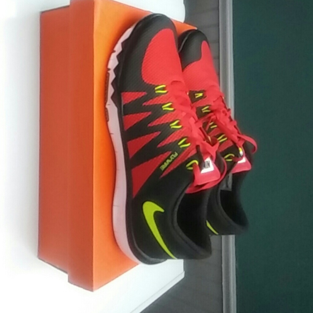 Nike free trainer 5.0 v6