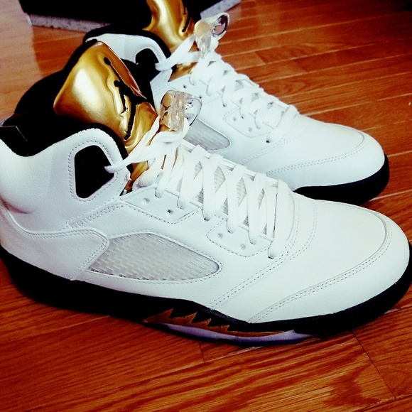 Retro Jordan 5 "Olympic Gold" - Picture 3 of 4