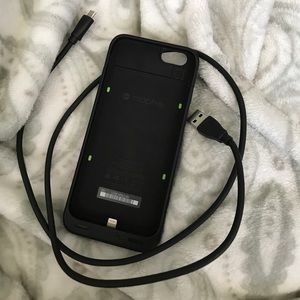 Mophie charging case iPhone 6