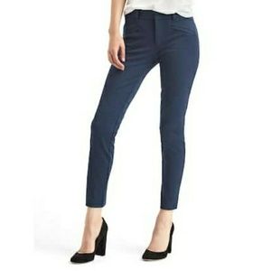 Gap bi-stretch skinny ankle pants, US 6 R