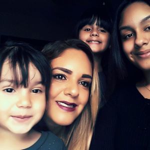 Meet your Posher, Elizabeth