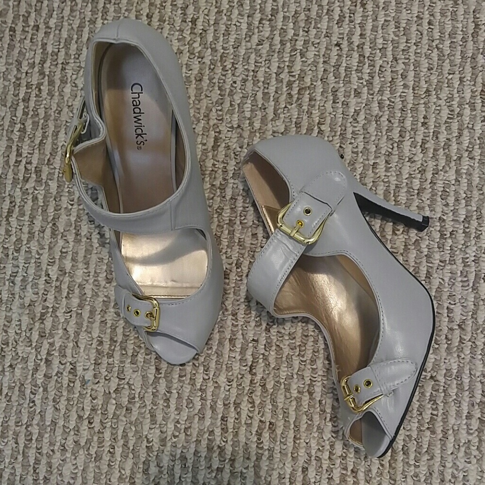 Shoe