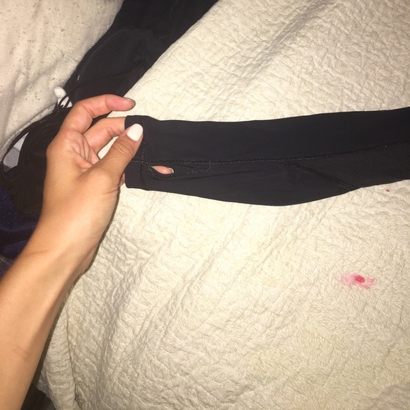 Lululemon running half-zip pullover - Picture 3 of 5