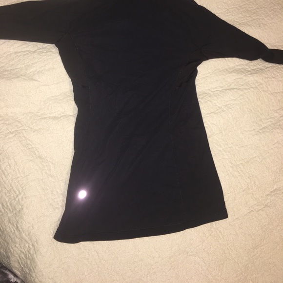 Lululemon running half-zip pullover - Picture 5 of 5