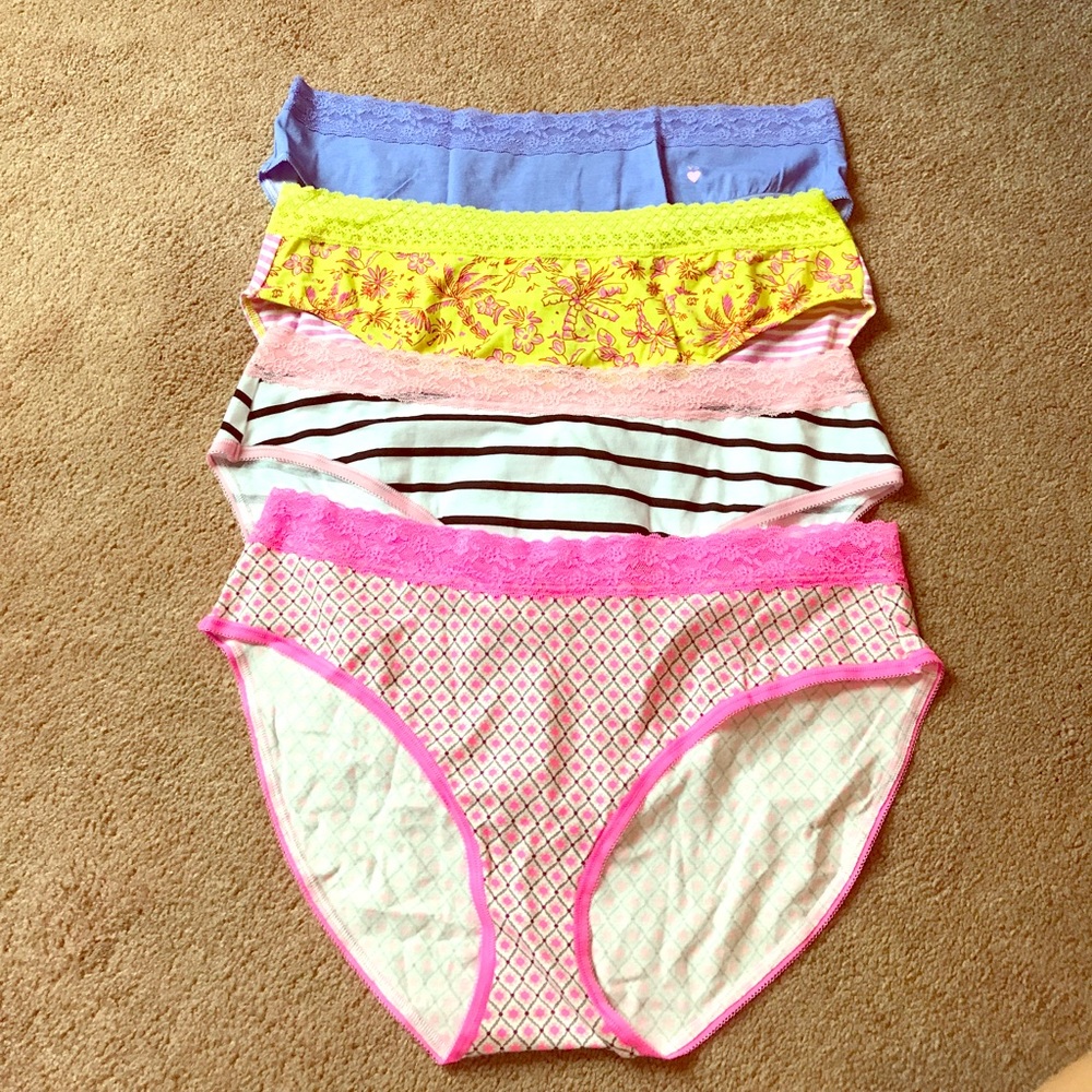 BNWT Victoria's Secret "Brief" Pant with lace trim