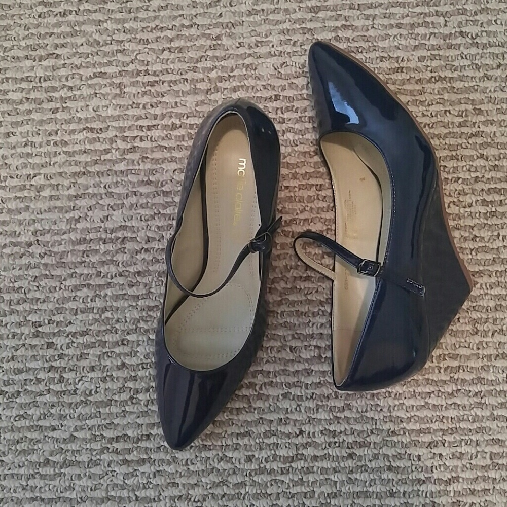 Shoe