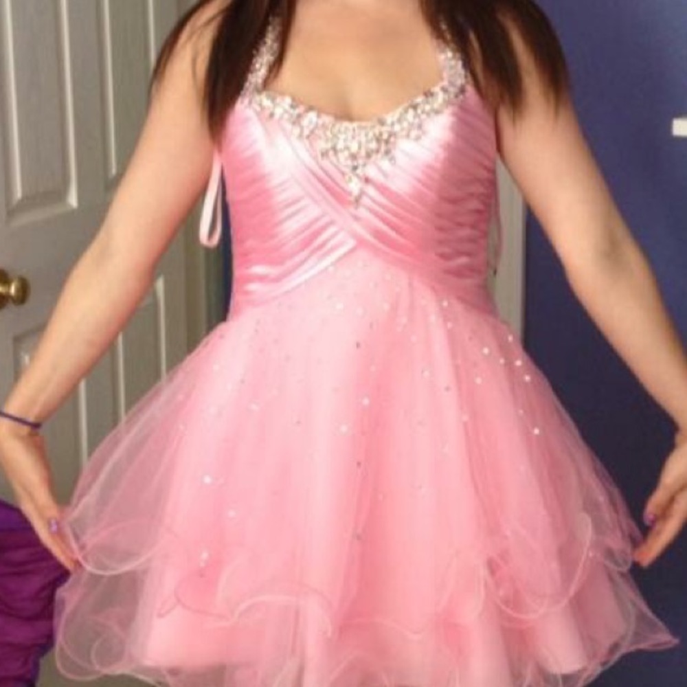 pink dress