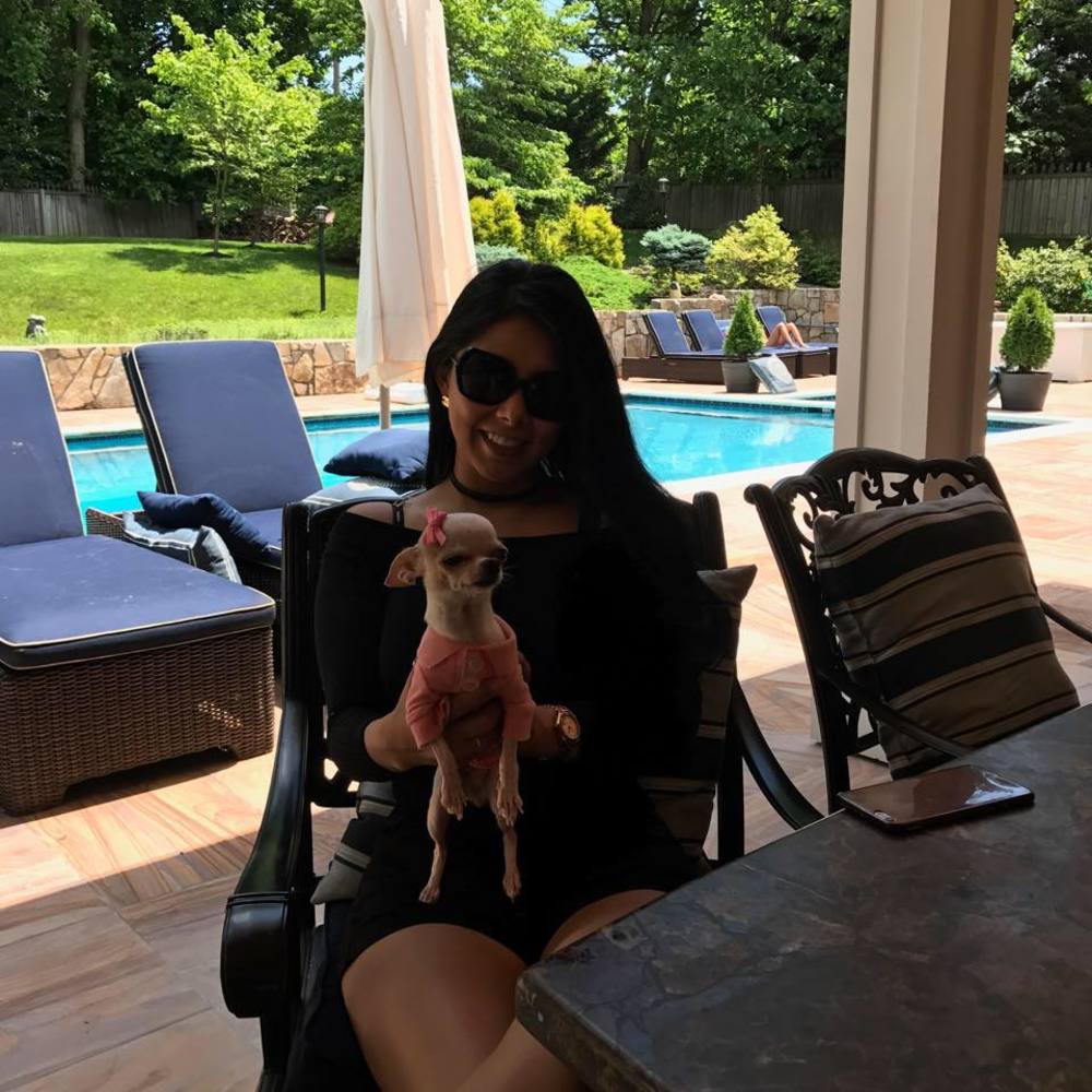 Meet your Posher, Vera