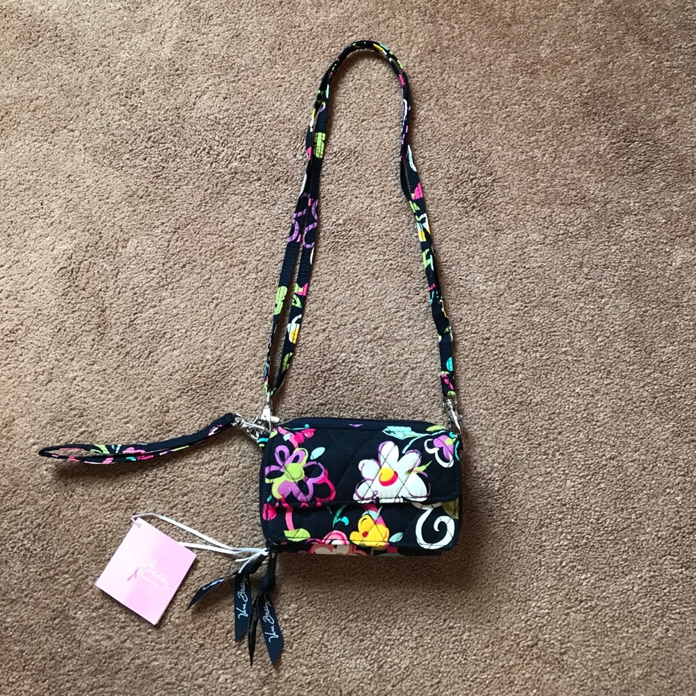 NWT Vera Bradly All-in-One  Wallet Wristlet