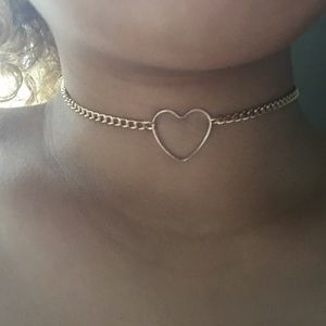 Gold heart chain necklace choker