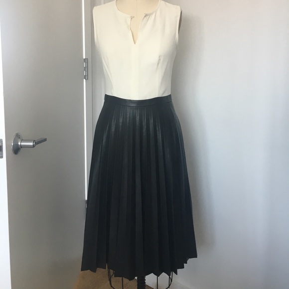 J. Crew Dresses & Skirts - J.Crew black and white midi dress with pleats