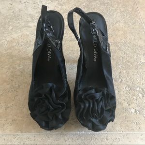 Black ruffle bow vintage style platform high heels