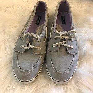 Gray Sperrys