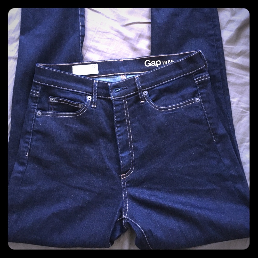 Gap true skinny high rise 30r jeans, dark wash