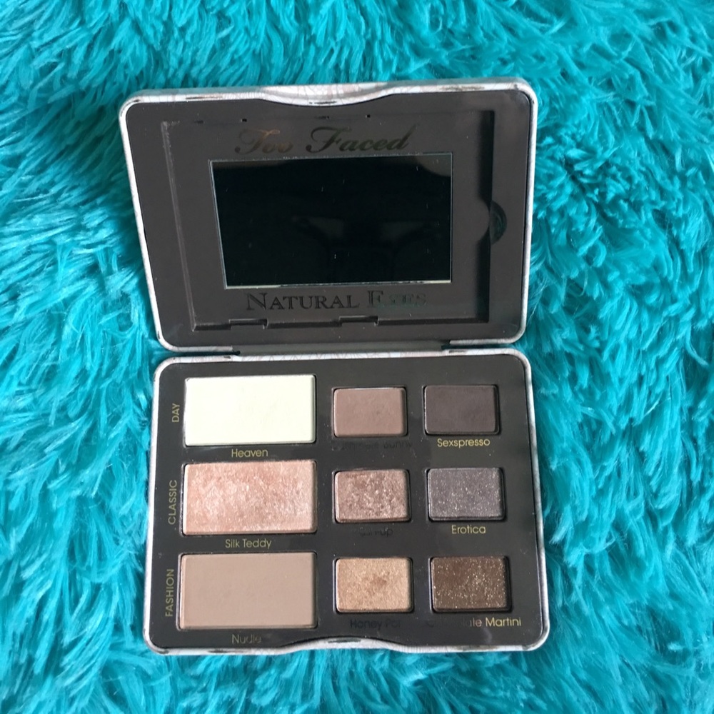 Too faced natural eyes
