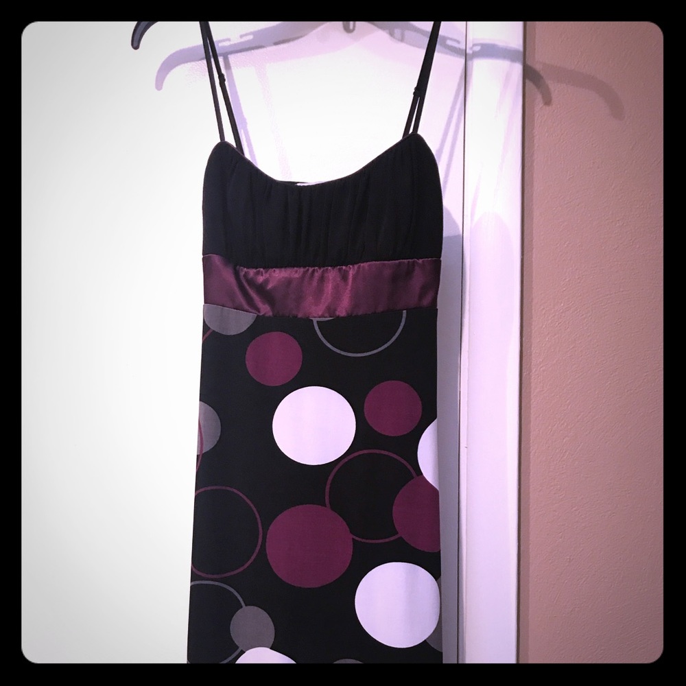 Adorable black white plum dress with satin accents