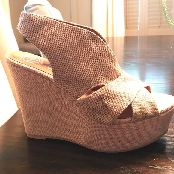 Jeffery Campbell Ibiza linen wedges. NEVER WORN! - Picture 7 of 8