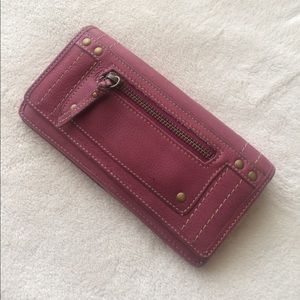 LAST CHANCE BAG‼️ FOSSIL Leather Wallet in Cranberry