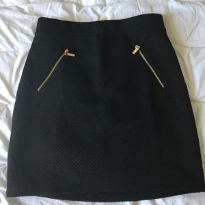 New Guess skirt with pockets