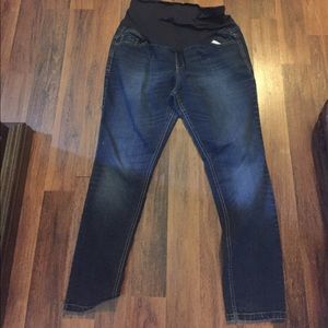 Old navy maternity jeans