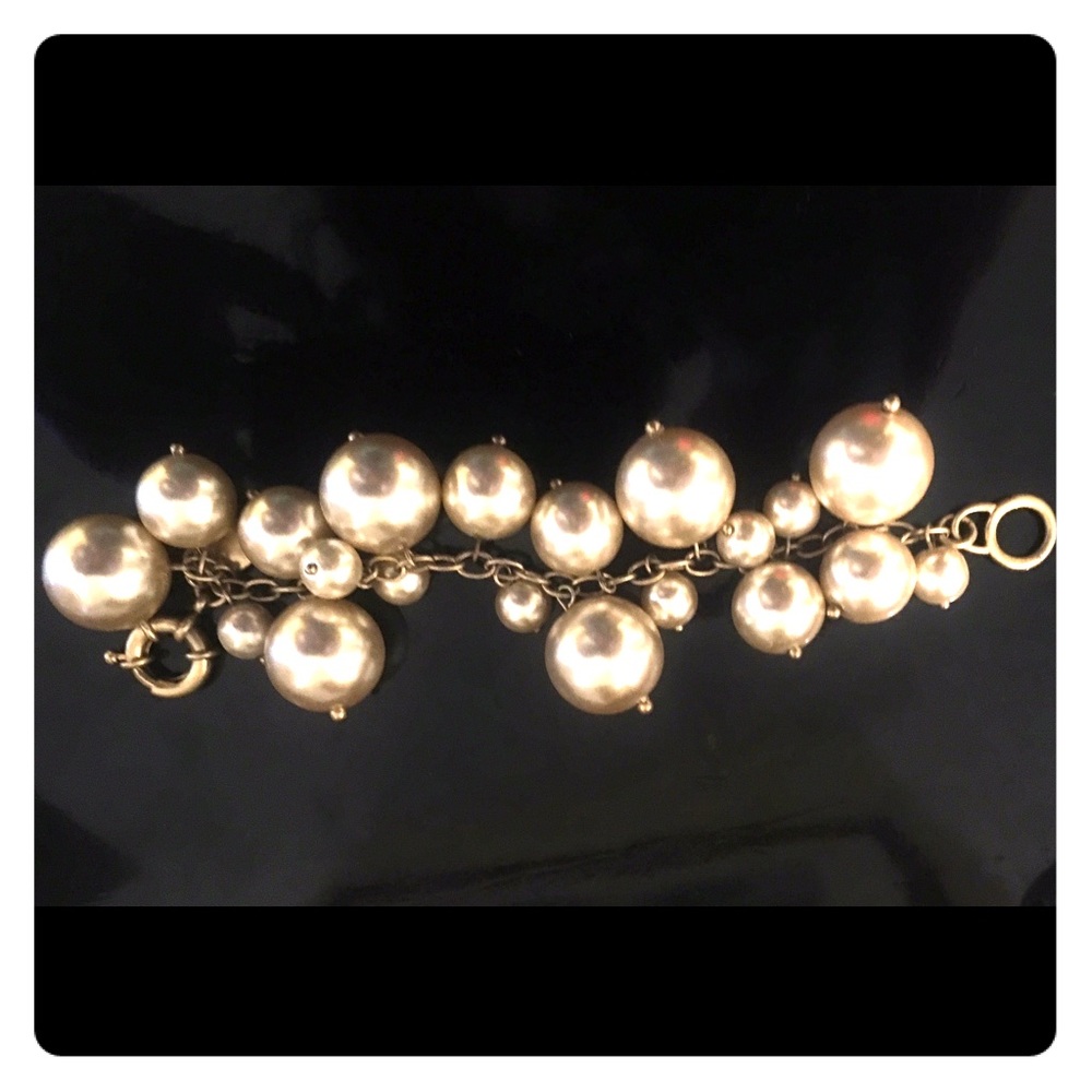 J CREW pearl bauble bracelet