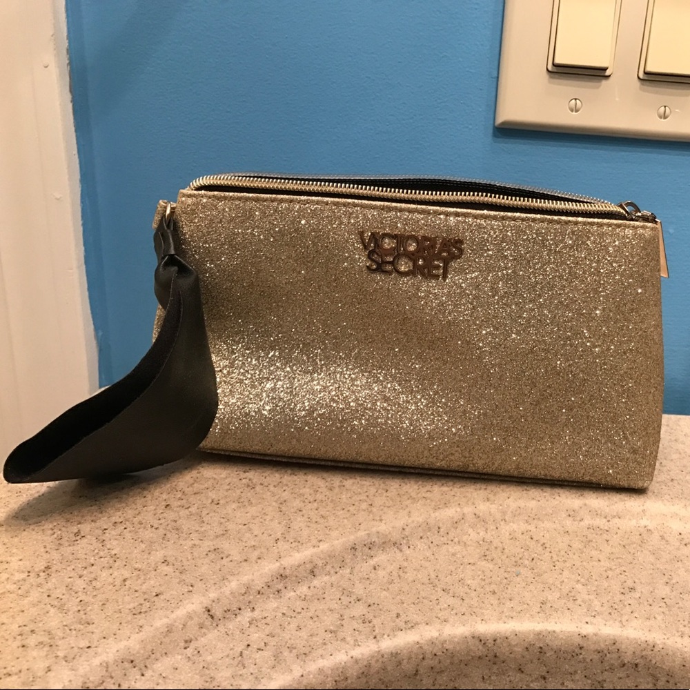 Victoria Secret bag + lip gloss