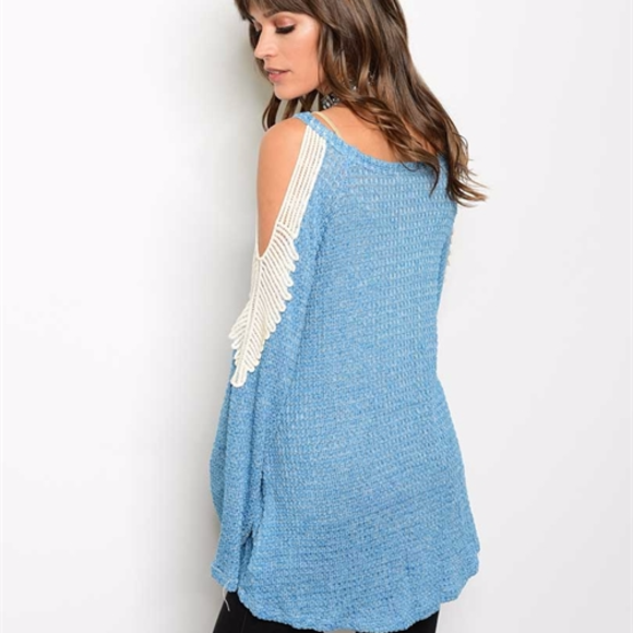 1 LEFTCold shoulder knitted top - Picture 2 of 3