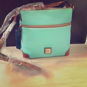 New With Tags Dooney & Bourke cross body purse
