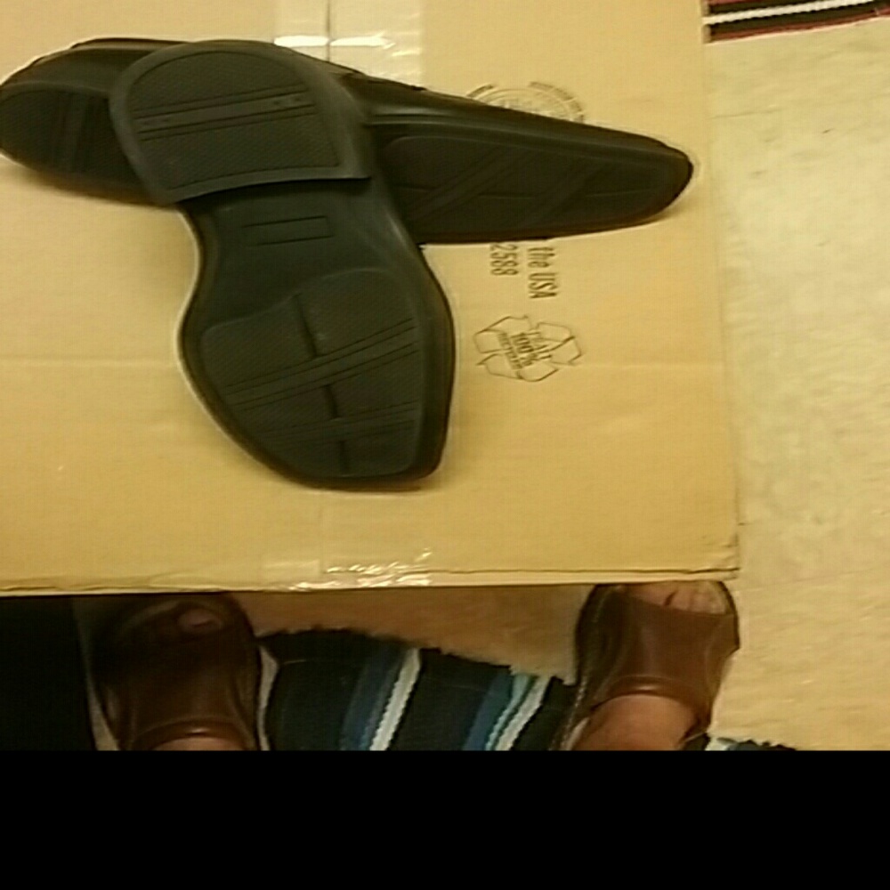 Shoes - Picture 3 of 3