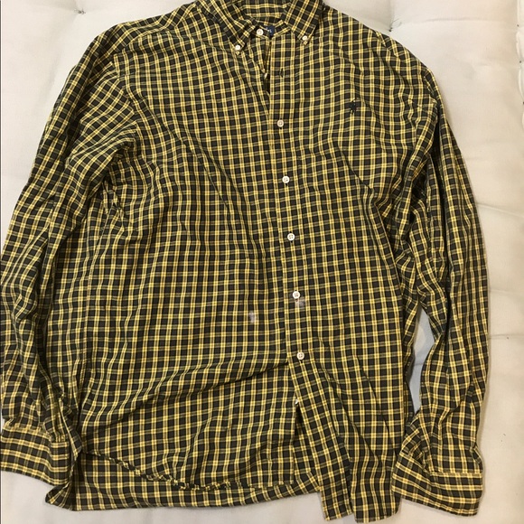 Button downs - Picture 4 of 6